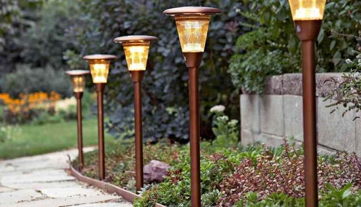 How To Choose The Right Lighting For Your Landscaping